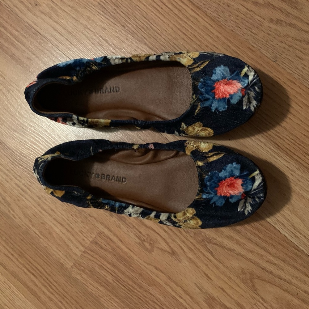 Lucky Brand Flats